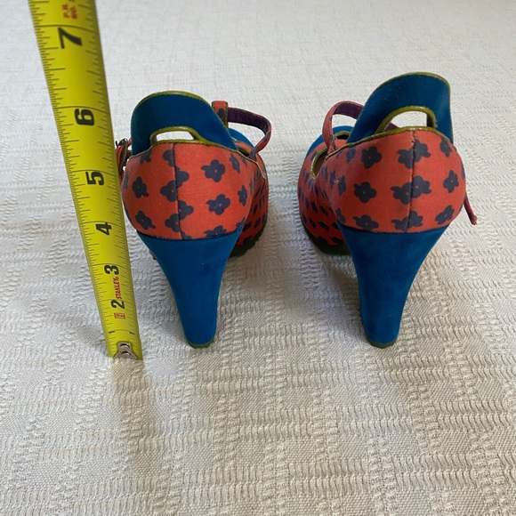 Marc Jacobs floral Mary Jane wedge heels. - Picture 7 of 8